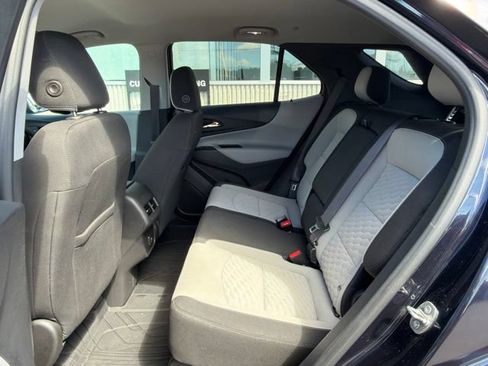 Used 2021 Chevrolet Equinox LS w/ LS Convenience Package FWD image 24