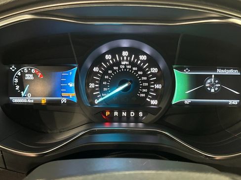 Used 2018 Ford Fusion SE w/ Fusion SE Technology Package image 7