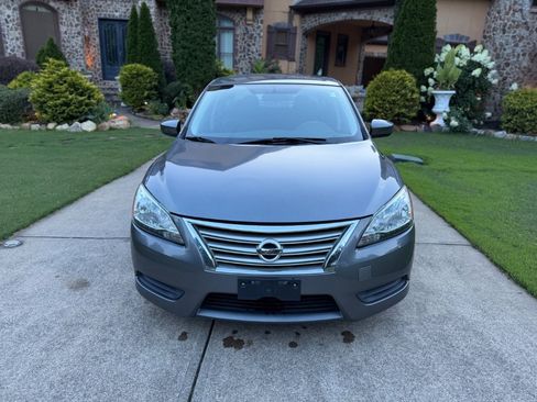 Used 2015 Nissan Sentra SV FWD image 3