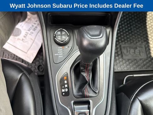 Used 2020 Jeep Cherokee Trailhawk w/ Cold Weather Group AWD/4WD image 32