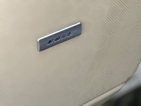 Used 2018 Cadillac XT5 FWD w/ LPO, Wheel Lock Package image 22
