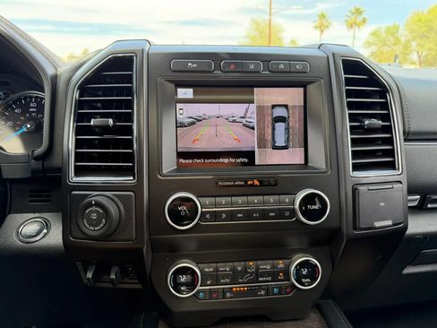 Used 2021 Ford Expedition Limited RWD image 26