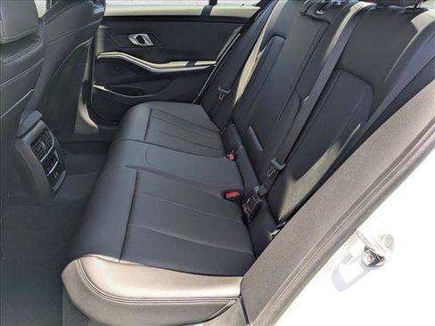 Used 2025 BMW 330i xDrive Sedan image 16