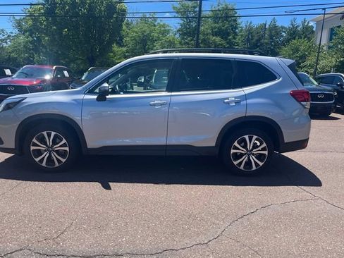 Used 2023 Subaru Forester Limited AWD/4WD image 6