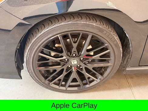 Used 2019 Toyota Camry XSE image 13