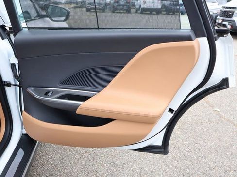 Used 2022 Lucid Air Grand Touring image 13