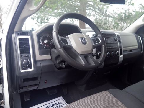 Used 2011 RAM 1500 Classic SLT AWD/4WD image 10