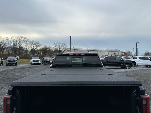 Used 2024 GMC Sierra 2500 AT4 w/ AT4 Premium Plus Package image 8