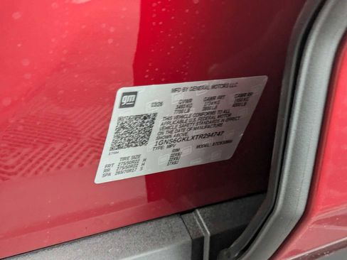 New 2026 Chevrolet Suburban High Country image 35