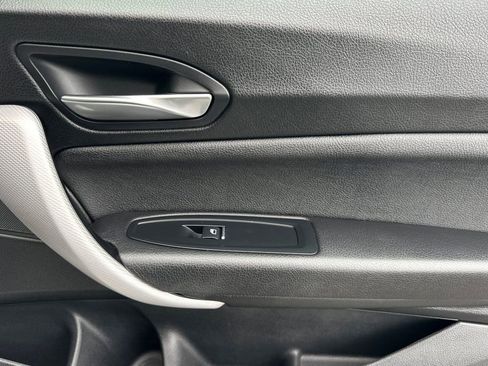 Used 2020 BMW 230i Coupe w/ M Sport Package image 18