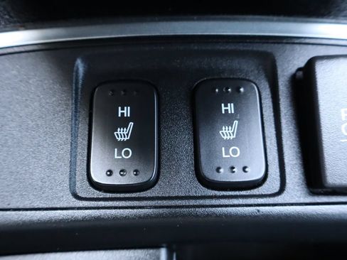 Used 2015 Honda CR-V Touring image 39