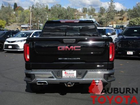 Used 2021 GMC Sierra 1500 SLT w/ X31 Off-Road Package image 6
