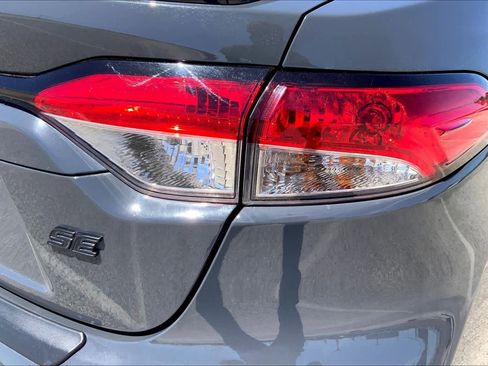 Used 2024 Toyota Corolla SE image 30