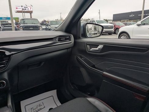 Used 2025 Ford Escape ST-Line Select image 17