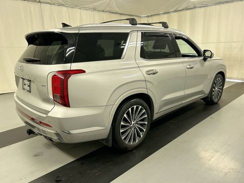 Used 2023 Hyundai Palisade Calligraphy AWD/4WD image 2