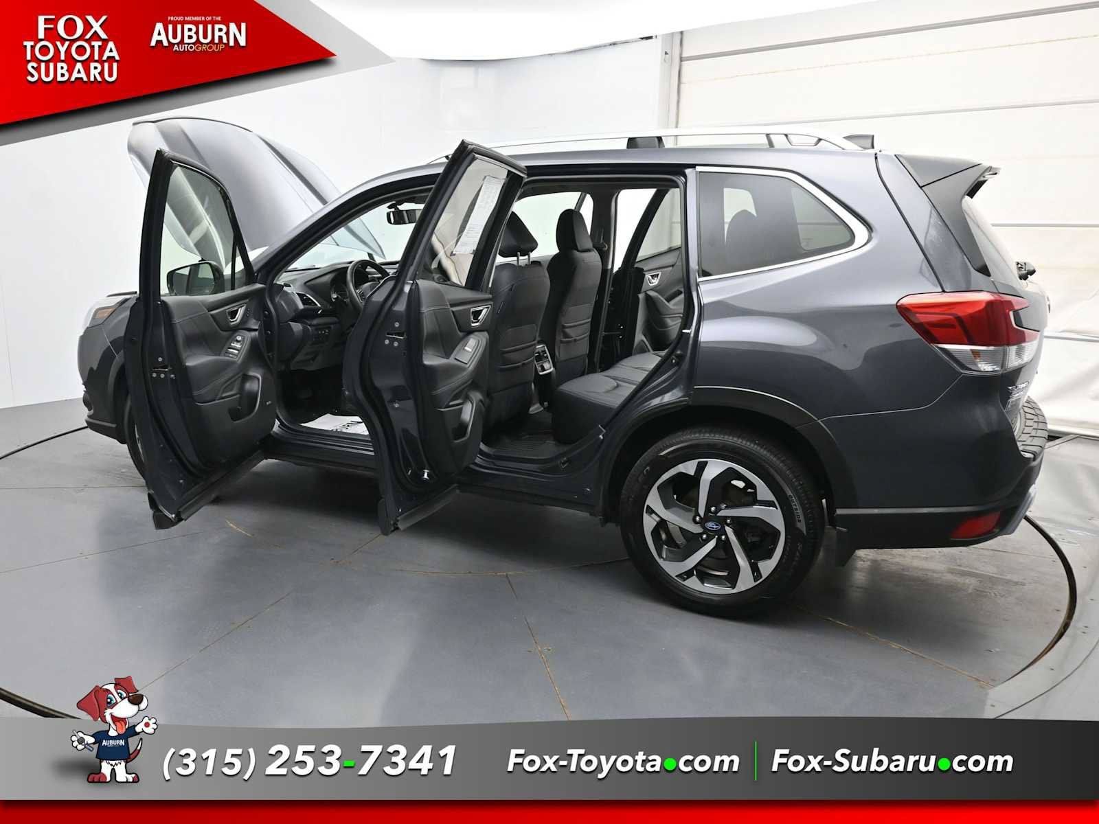 Used 2024 Subaru Forester Touring AWD/4WD image 44