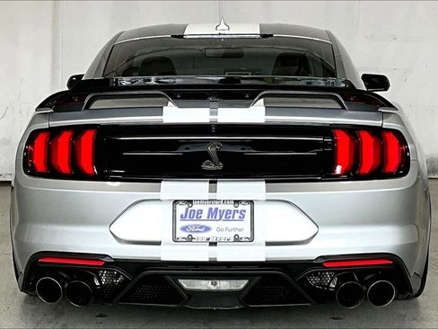 Used 2020 Ford Mustang Shelby GT500 w/ Technology Package image 3