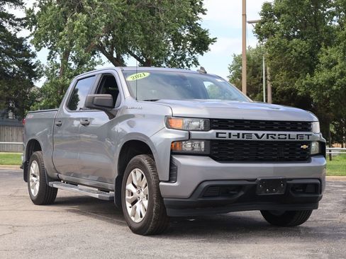 Used 2021 Chevrolet Silverado 1500 Custom AWD/4WD image 1
