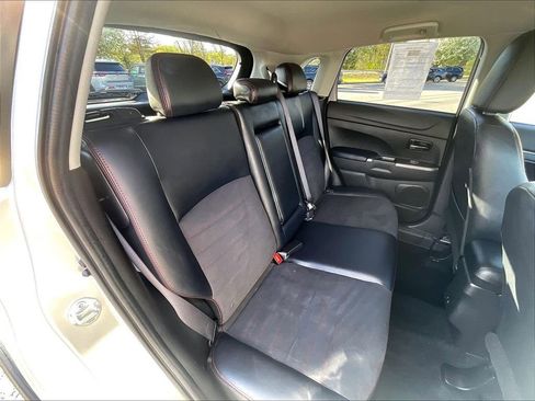 Used 2024 Mitsubishi Outlander Sport AWD image 19