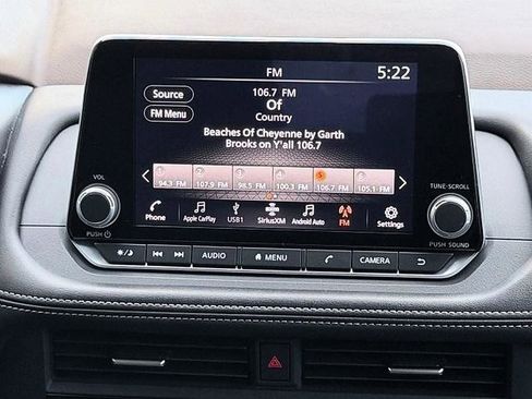 Used 2023 Nissan Rogue S image 10