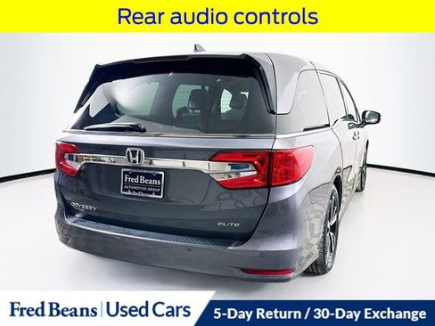 Used 2018 Honda Odyssey Elite image 8