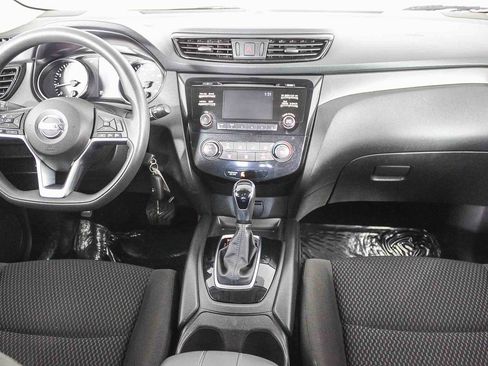 Used 2018 Nissan Rogue Sport S w/ S Appearance Package image 13