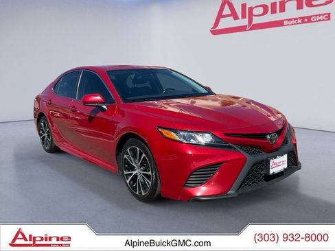 Used 2020 Toyota Camry SE FWD image 7