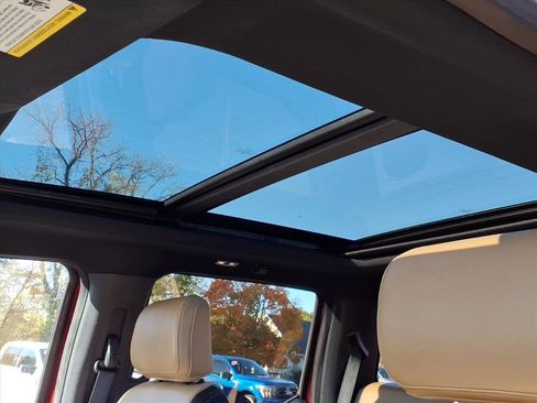 Certified 2022 Ford F150 Lariat w/ Equipment Group 502A High image 10