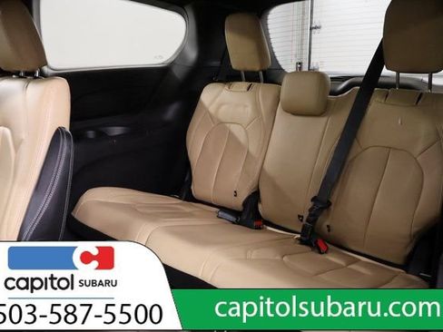 Used 2019 Chrysler Pacifica Touring Plus w/ S Appearance Package FWD image 29