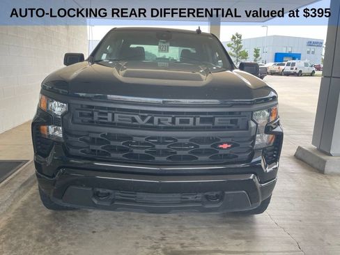 Used 2023 Chevrolet Silverado 1500 Custom AWD/4WD image 2