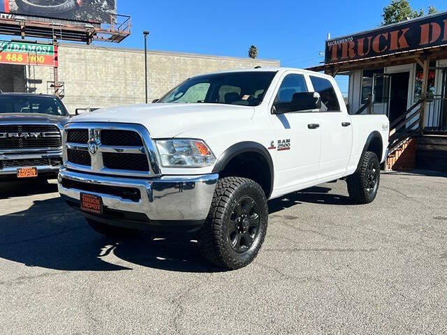 Used 2018 RAM 2500 Tradesman w/ Chrome Appearance Group AWD/4WD image 2