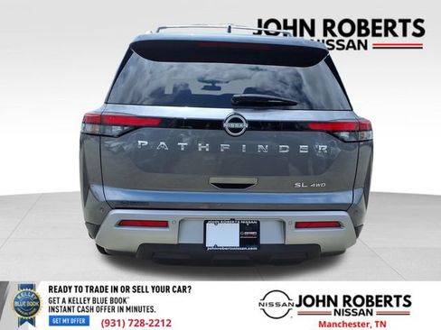 Used 2023 Nissan Pathfinder SL AWD/4WD image 16