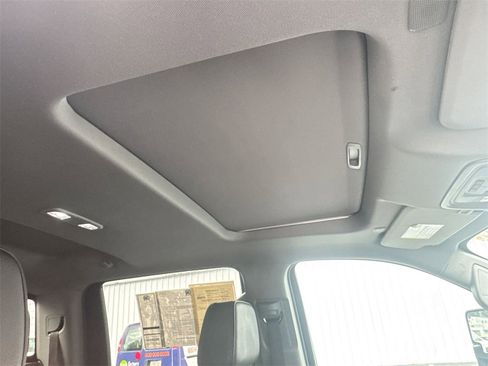 Used 2024 GMC Sierra 3500 Denali w/ Denali Reserve Package image 20