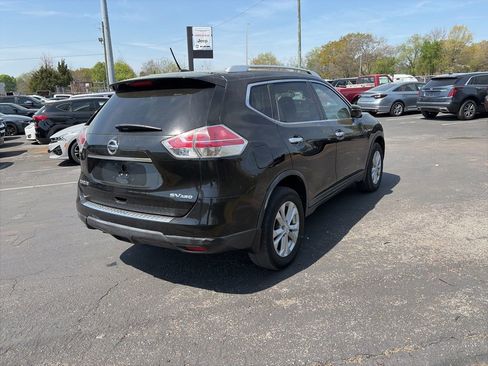 Used 2016 Nissan Rogue SV image 7