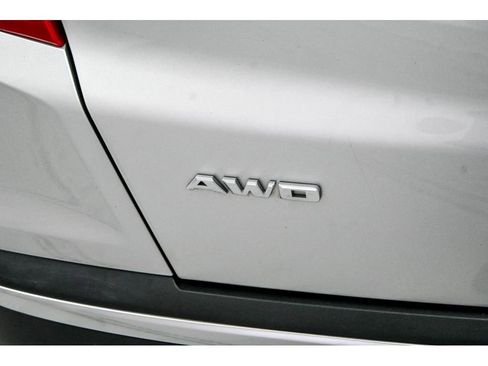 Used 2017 Cadillac XT5 Luxury w/ Driver Awareness Package image 57