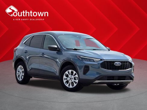 Used 2023 Ford Escape Active AWD/4WD image 1