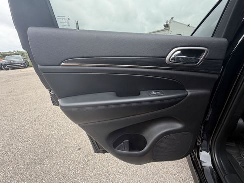 Used 2020 Jeep Grand Cherokee Limited X AWD/4WD image 23