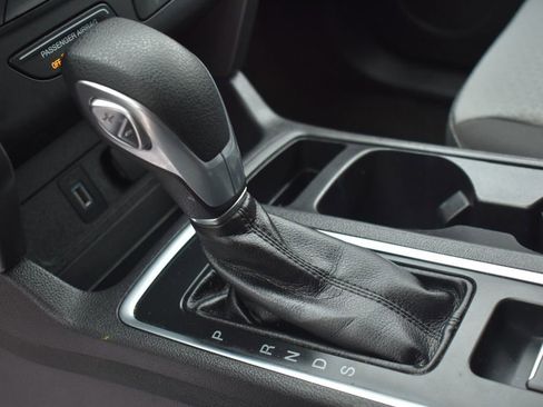 Used 2019 Ford Escape SE image 26