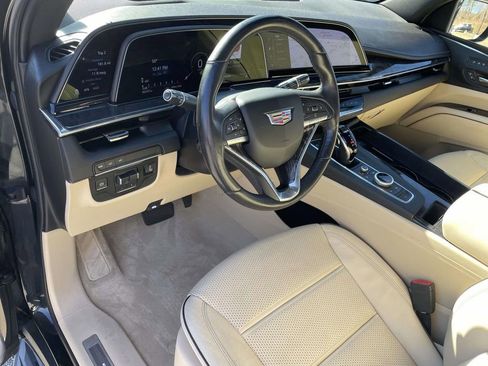 Used 2021 Cadillac Escalade ESV Premium Luxury w/ Driver Assist Tech Package image 19