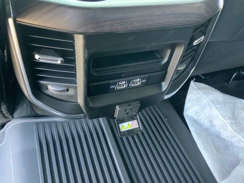 New 2026 RAM 2500 Laramie w/ Night Edition AWD/4WD image 22