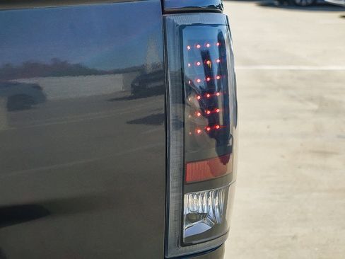 Used 2019 RAM 1500 Express image 11