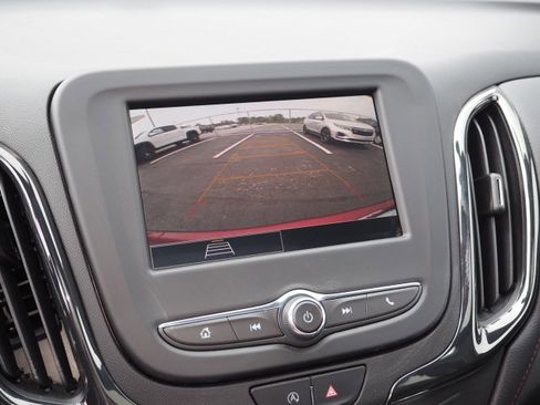 New 2022 Chevrolet Equinox RS w/ LPO, Floor Liner Package image 15