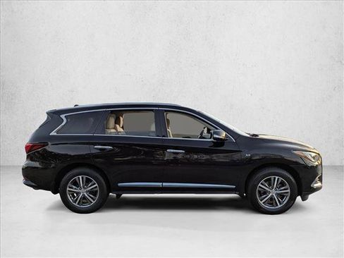 Used 2020 INFINITI QX60 Luxe w/ Essential Package image 4