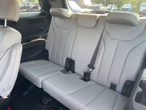 Used 2023 Hyundai Palisade SEL w/ Cargo Package FWD image 24