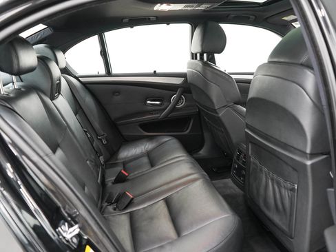 Used 2008 BMW M5 RWD image 12