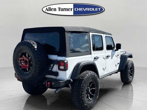 Used 2019 Jeep Wrangler Unlimited Rubicon image 4