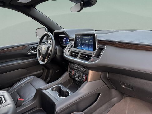 Used 2024 Chevrolet Suburban High Country w/ Max Trailering Package image 18