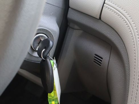 Used 2016 Chevrolet Traverse LS FWD image 25