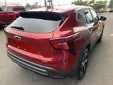 New 2025 Chevrolet Trax RS w/ Sunroof Package image 5