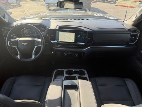 Used 2024 Chevrolet Silverado 2500 LT w/ Convenience Package AWD/4WD image 16